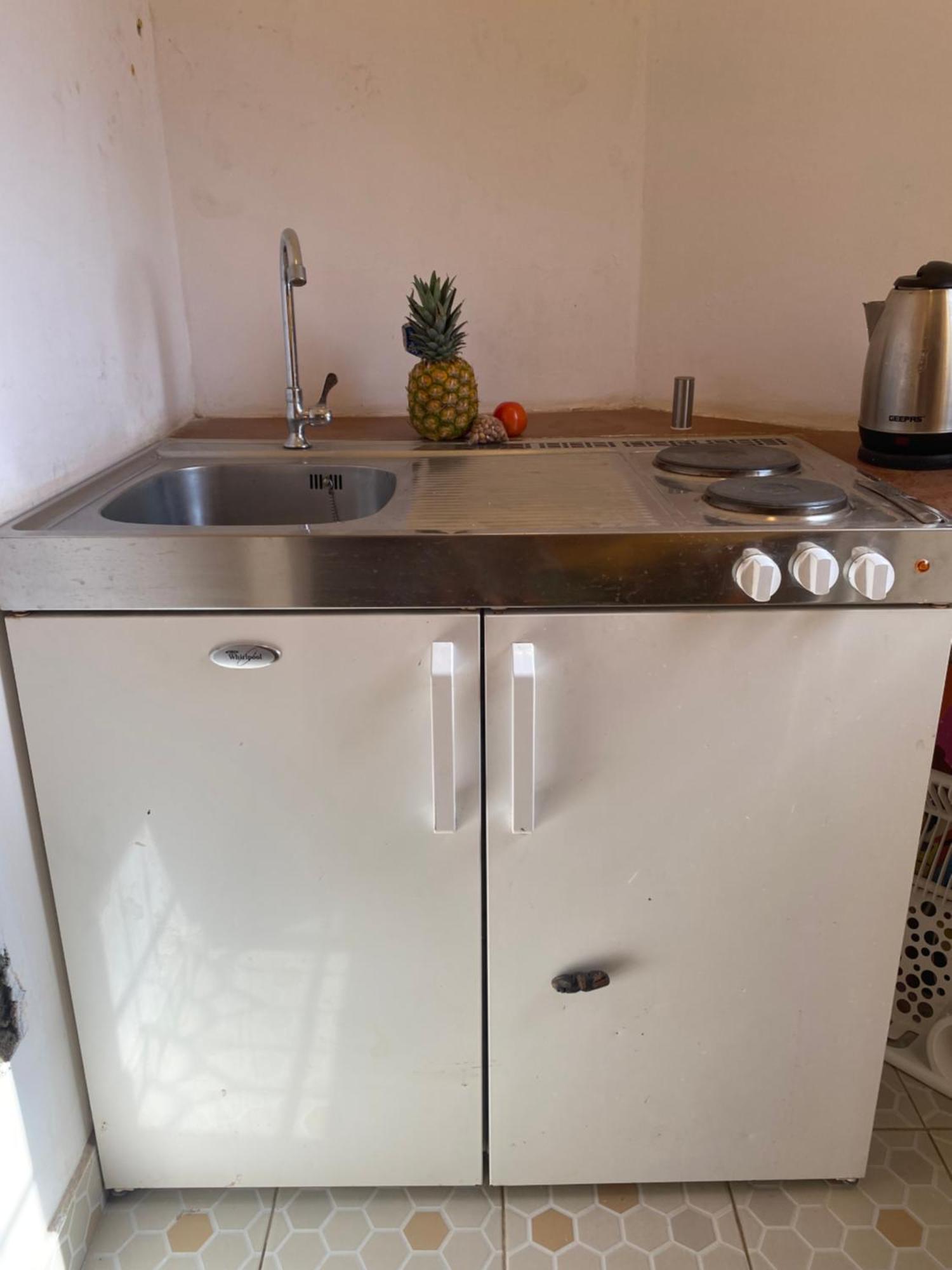 Dabo House Hotel Brufut Bagian luar foto