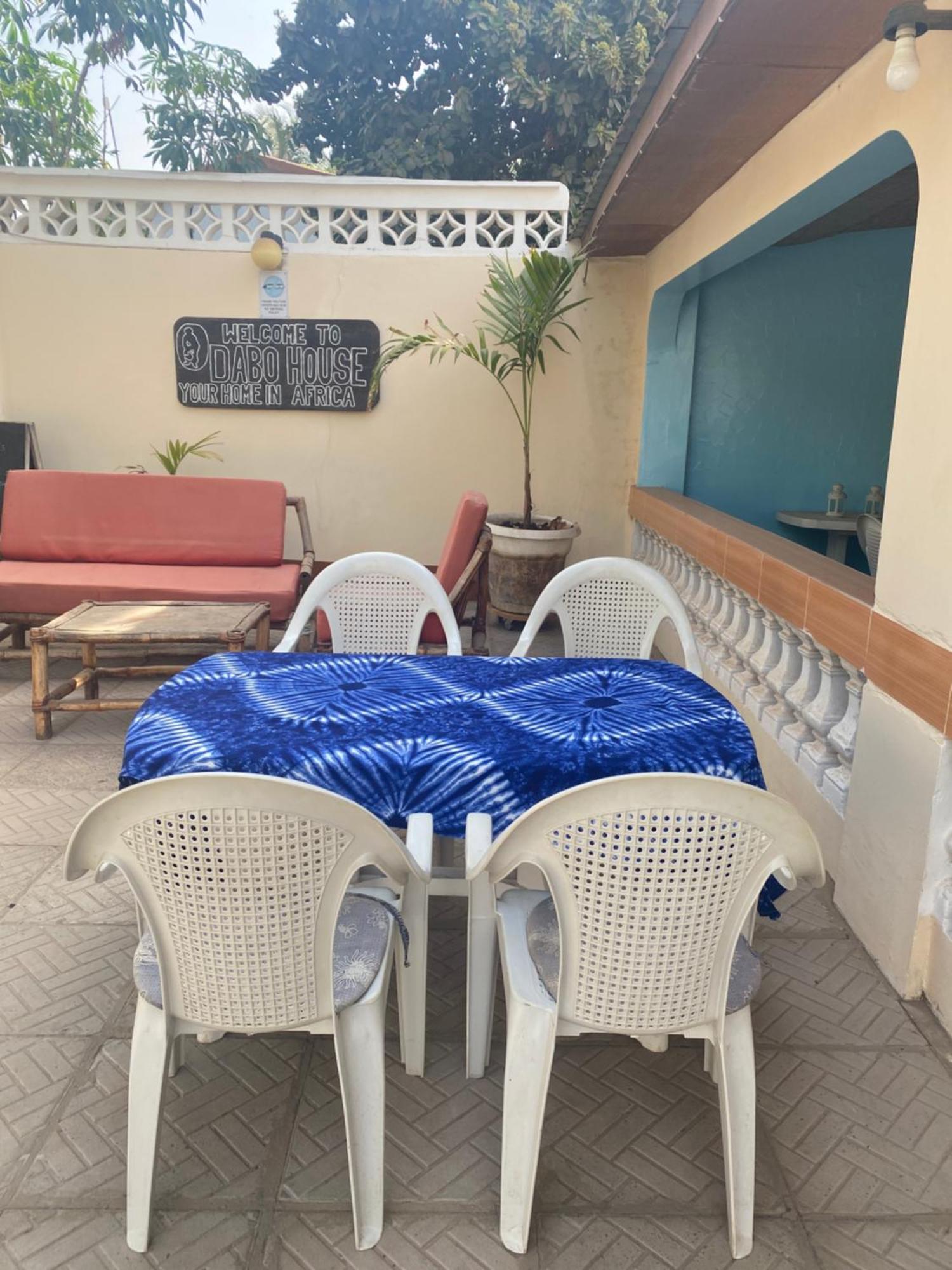 Dabo House Hotel Brufut Bagian luar foto