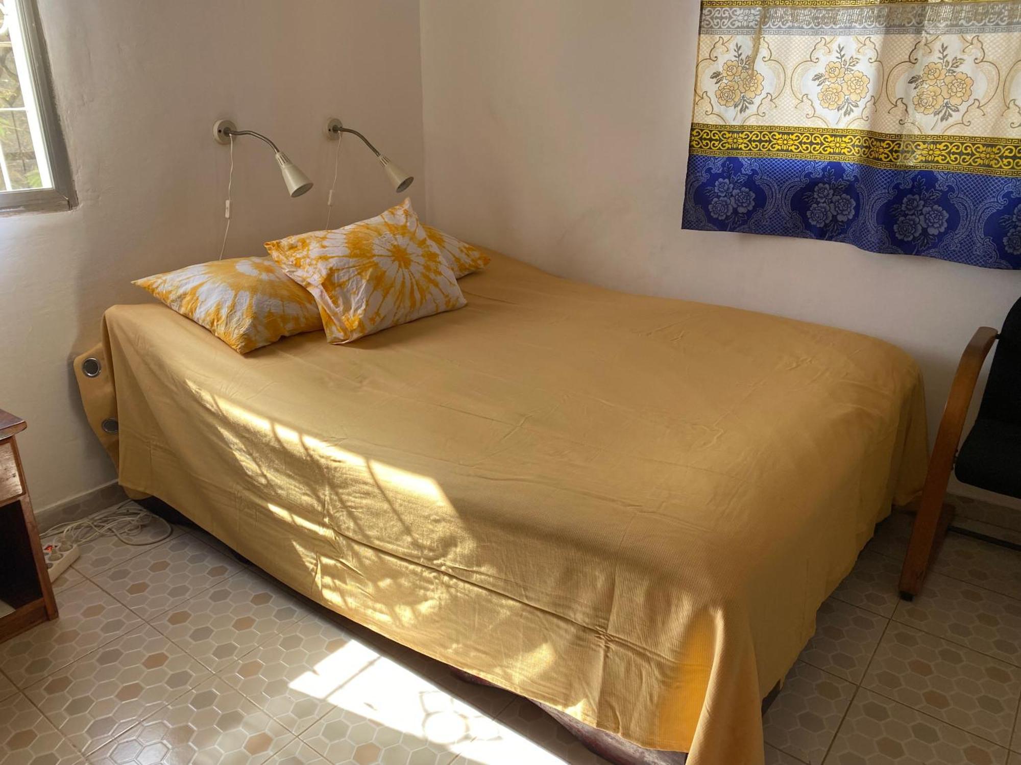 Dabo House Hotel Brufut Bagian luar foto