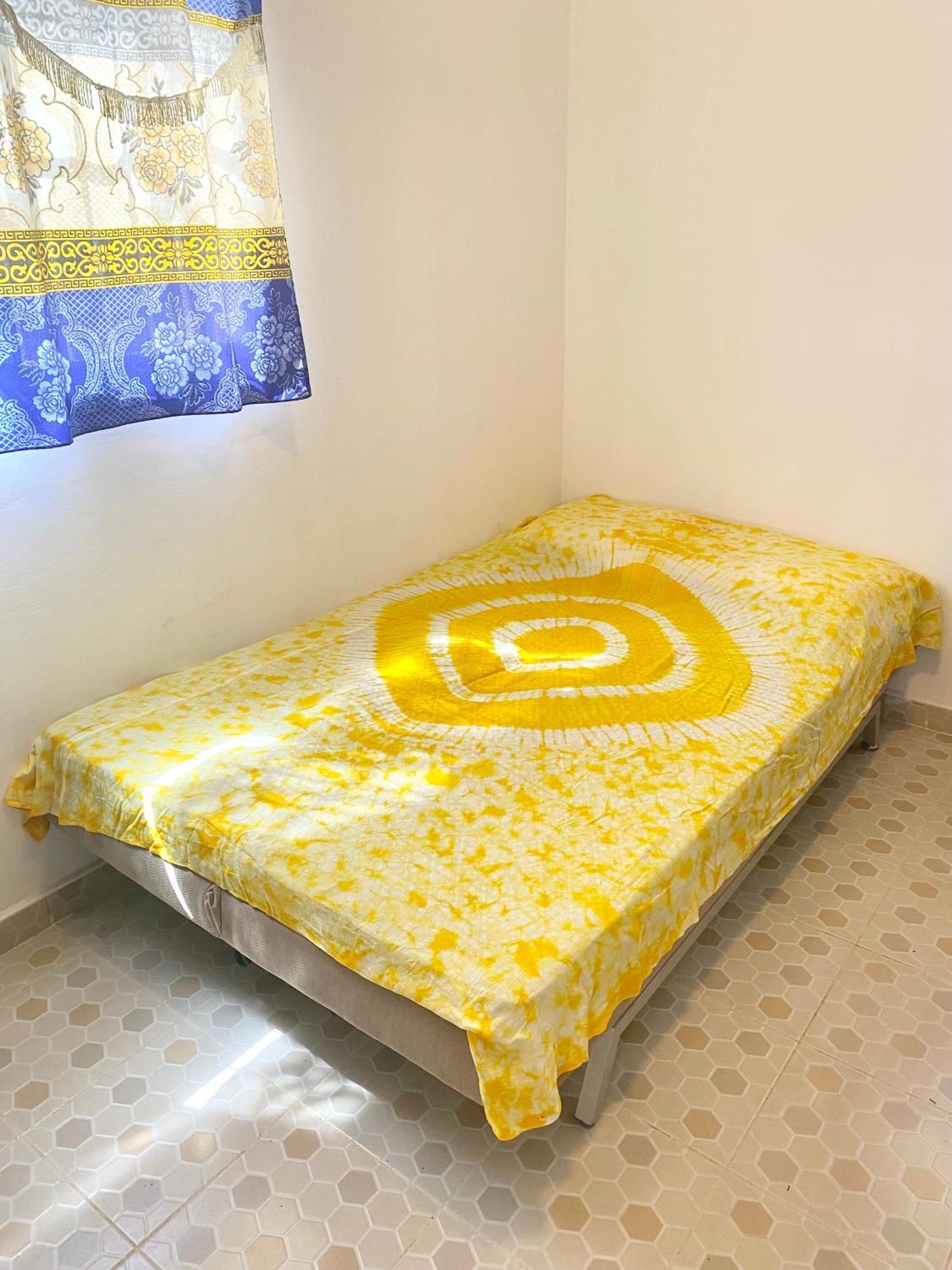 Dabo House Hotel Brufut Bagian luar foto